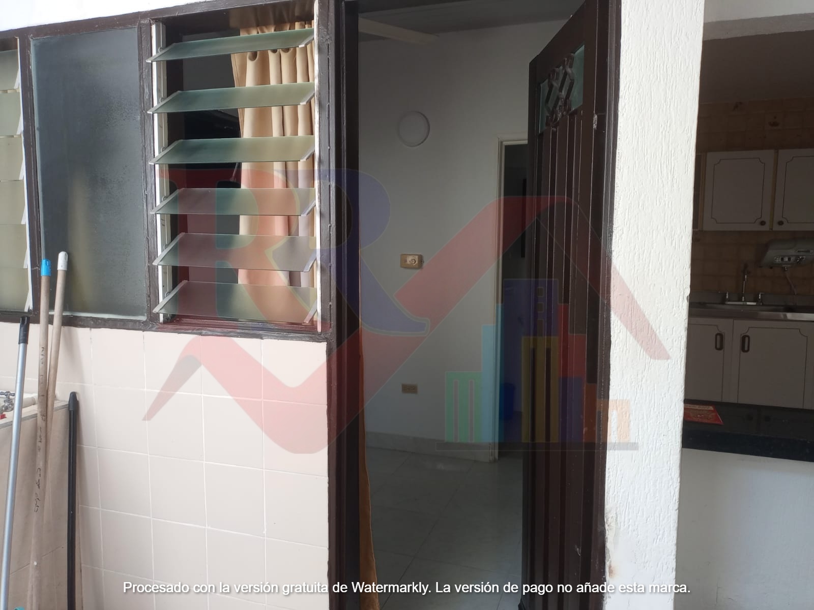 Apartamento cerca a zona comercial foto 7