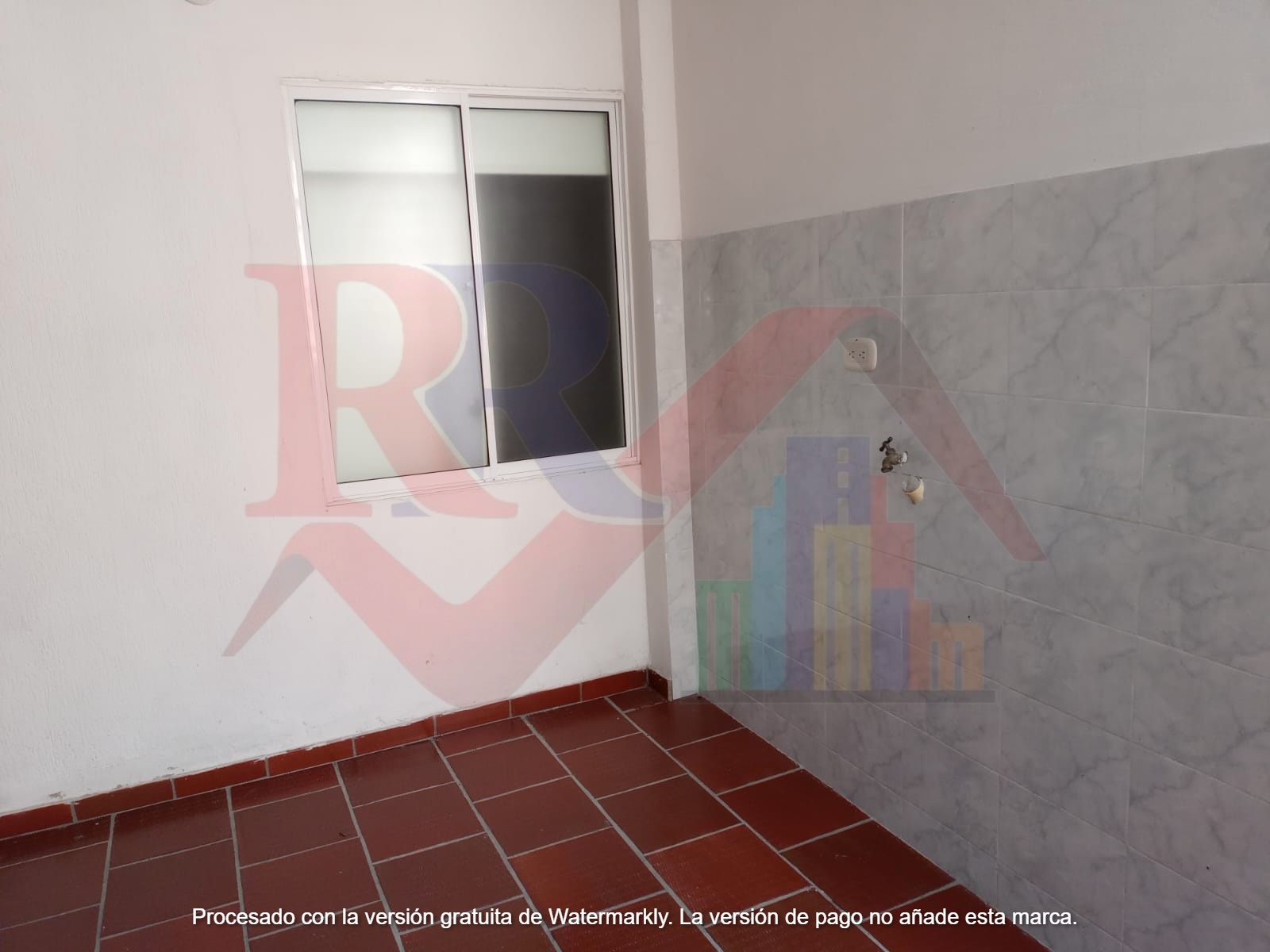 Apartamento cerca a zona comercial foto 9
