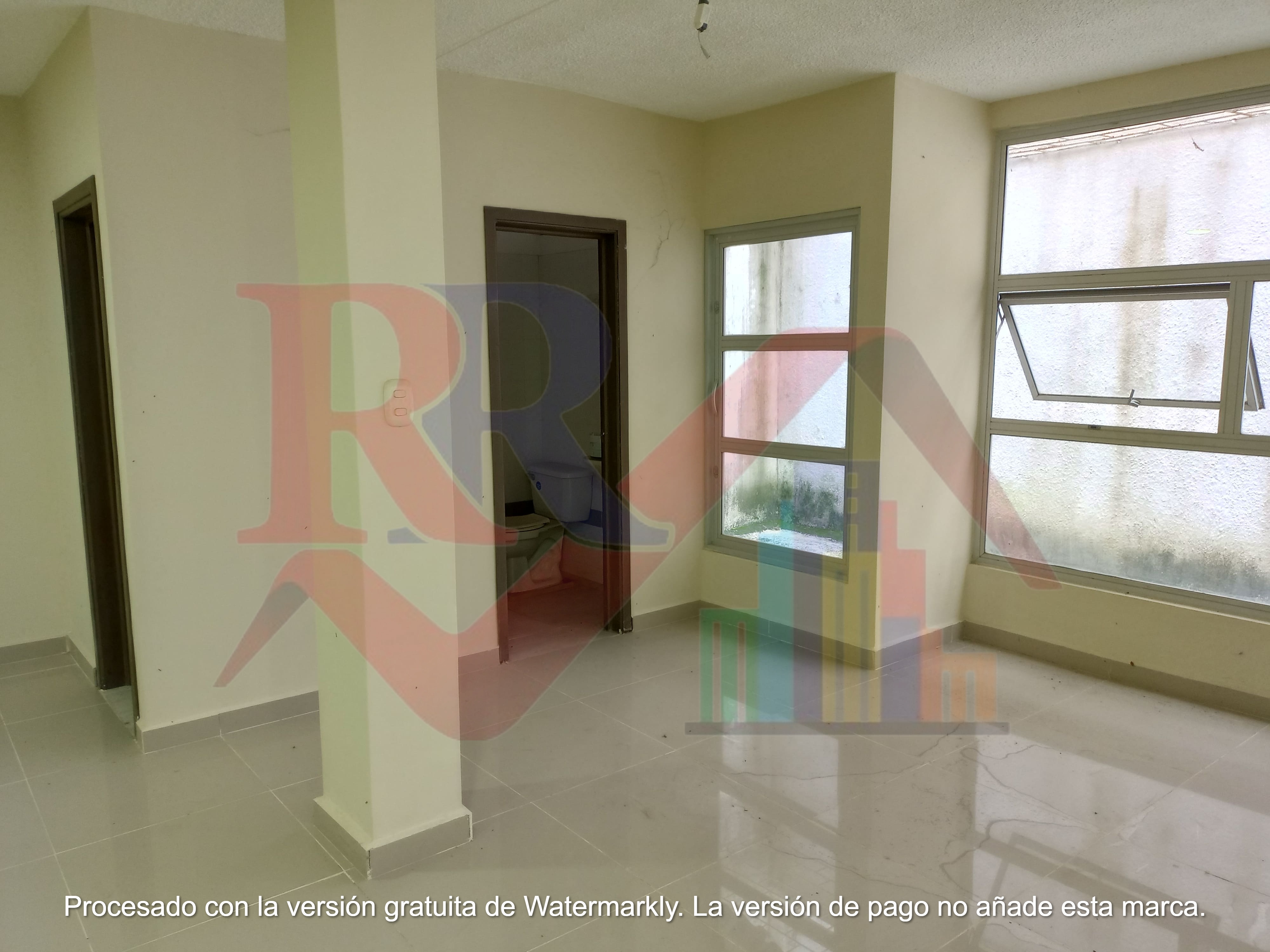 Local Comercial en Arriendo foto 10