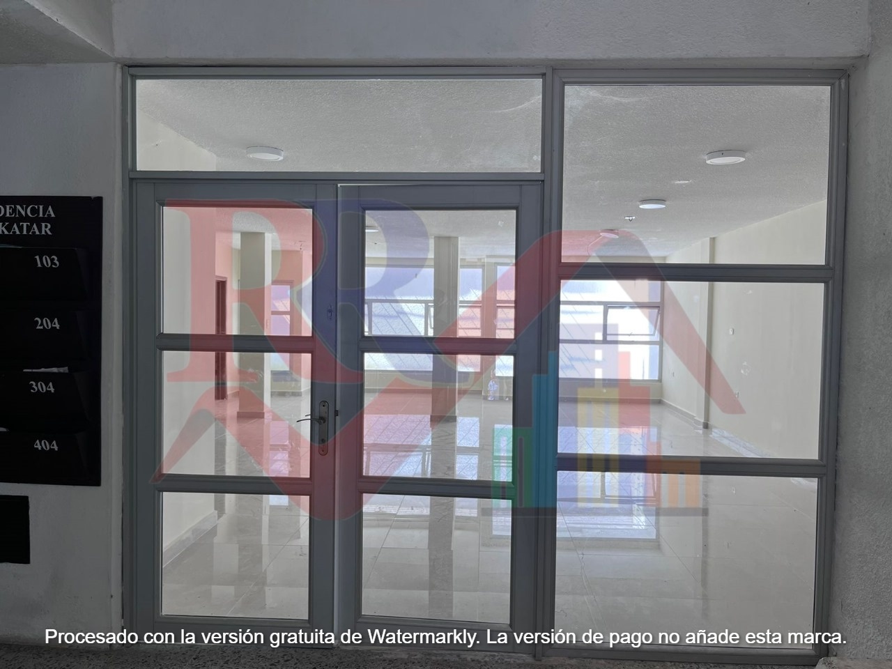 Local Comercial en Arriendo foto 2