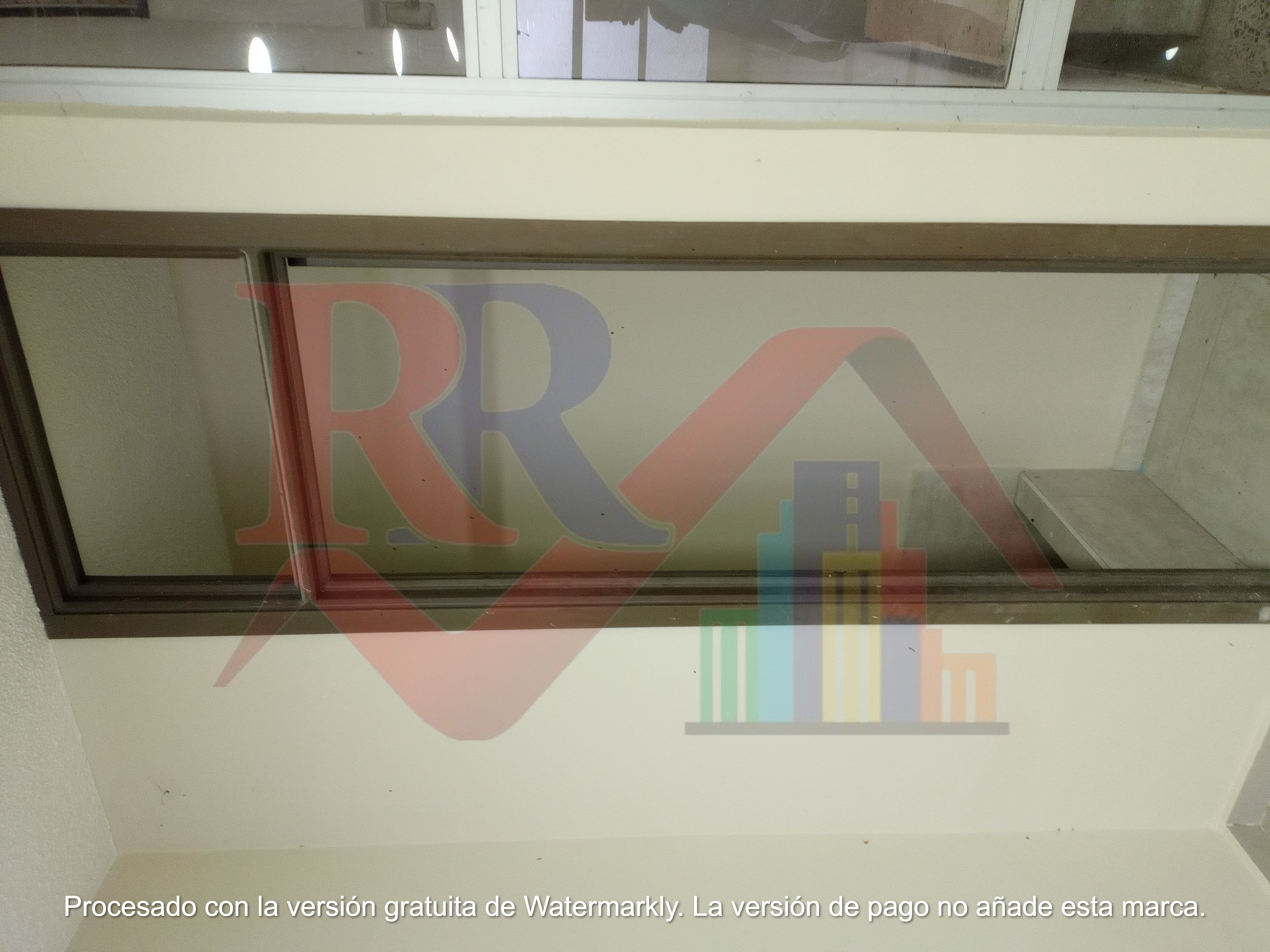 Local Comercial en Arriendo foto 8