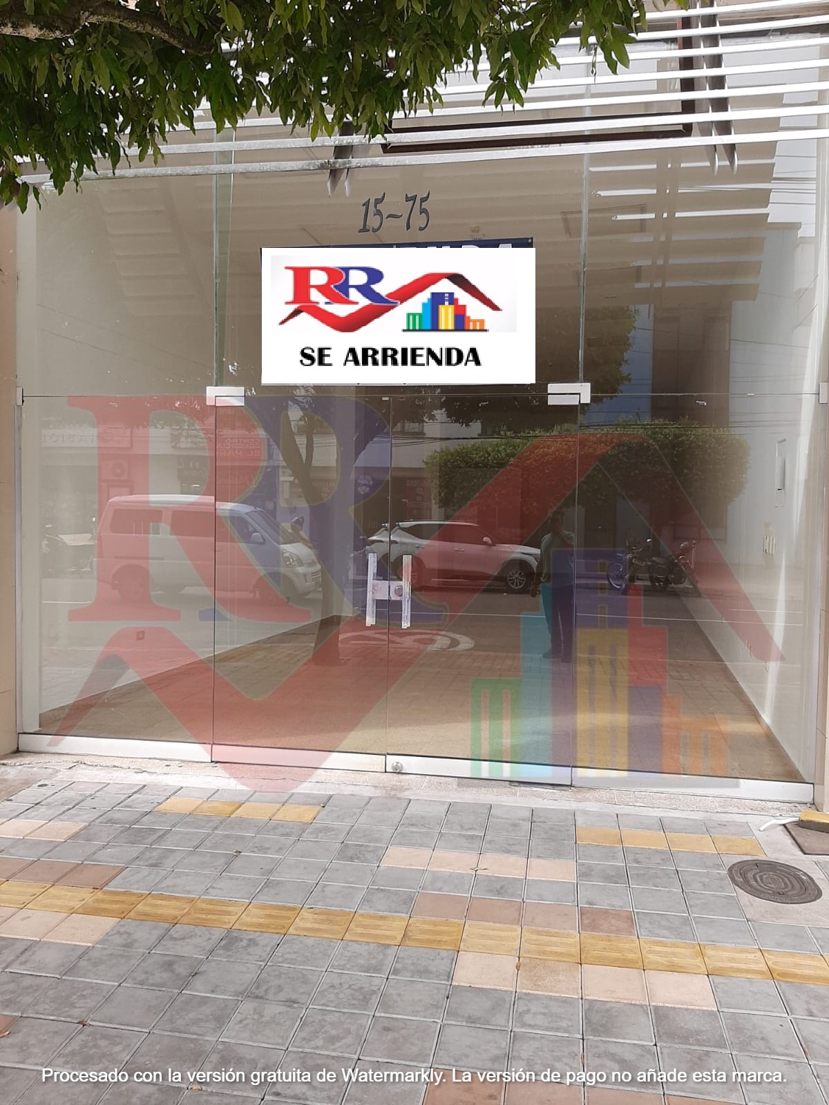 Local Comercial en Arriendo foto 1