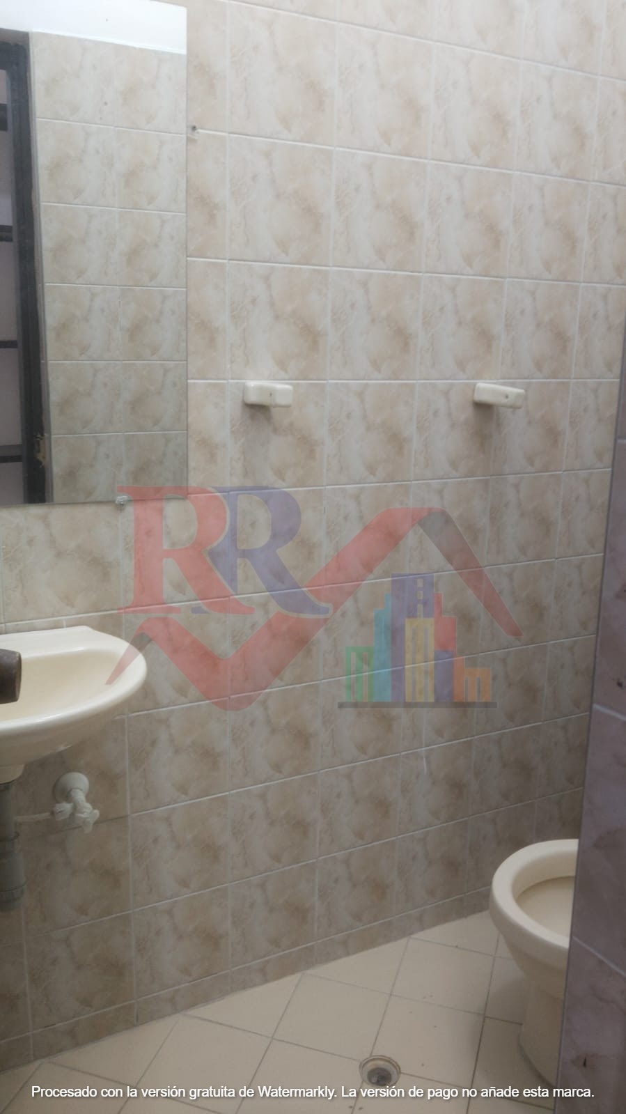 Local Comercial en Arriendo en Sector Comercial foto 3