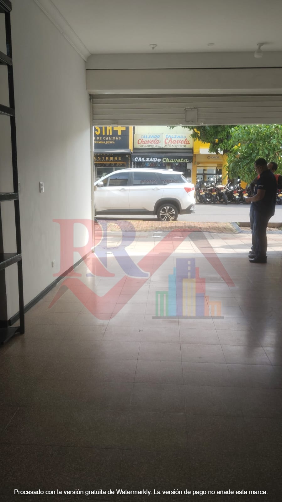 Local Comercial en Arriendo en Sector Comercial foto 5