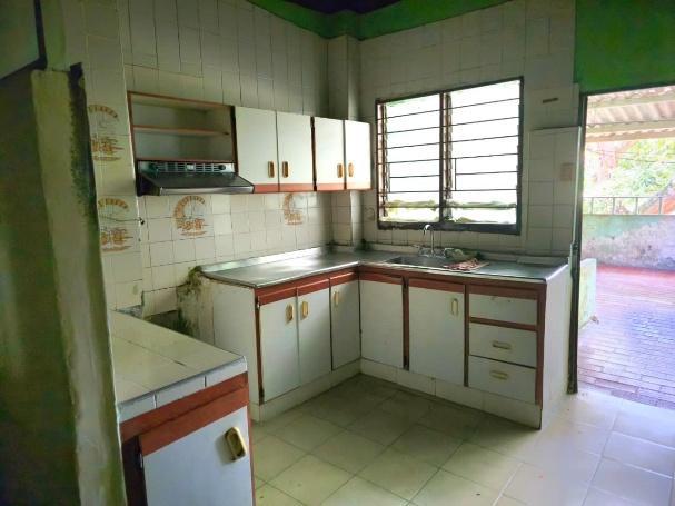 Casa con local comercial en venta foto 5